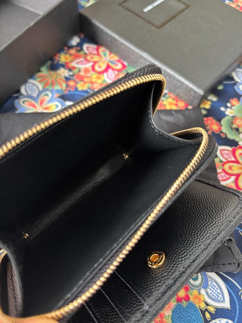 男女兼用 ブラック YSL レザー 二つ折り財布 極美品