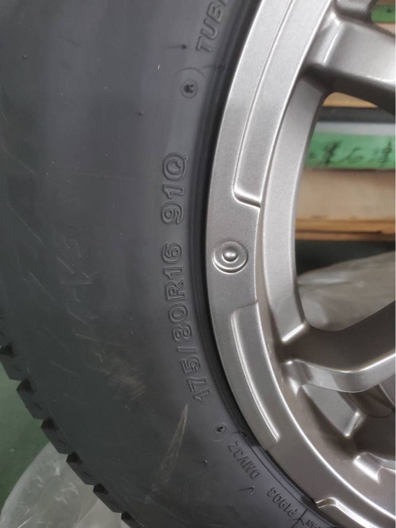 タイヤ・ホイール BRIDGESTONE BLIZZAK DM-V3 175/80R16