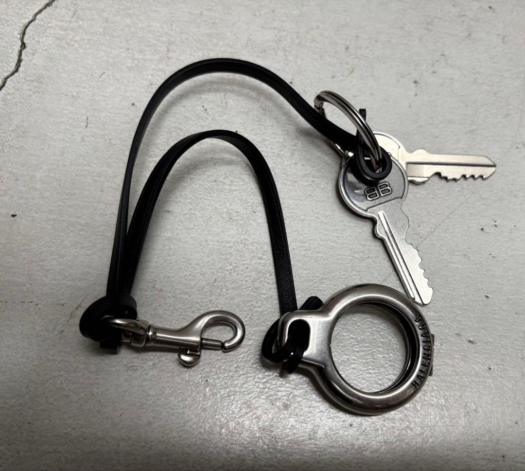 k8　バレンシアガ　キーリング　チャーム　SUBWAY AIRTAG