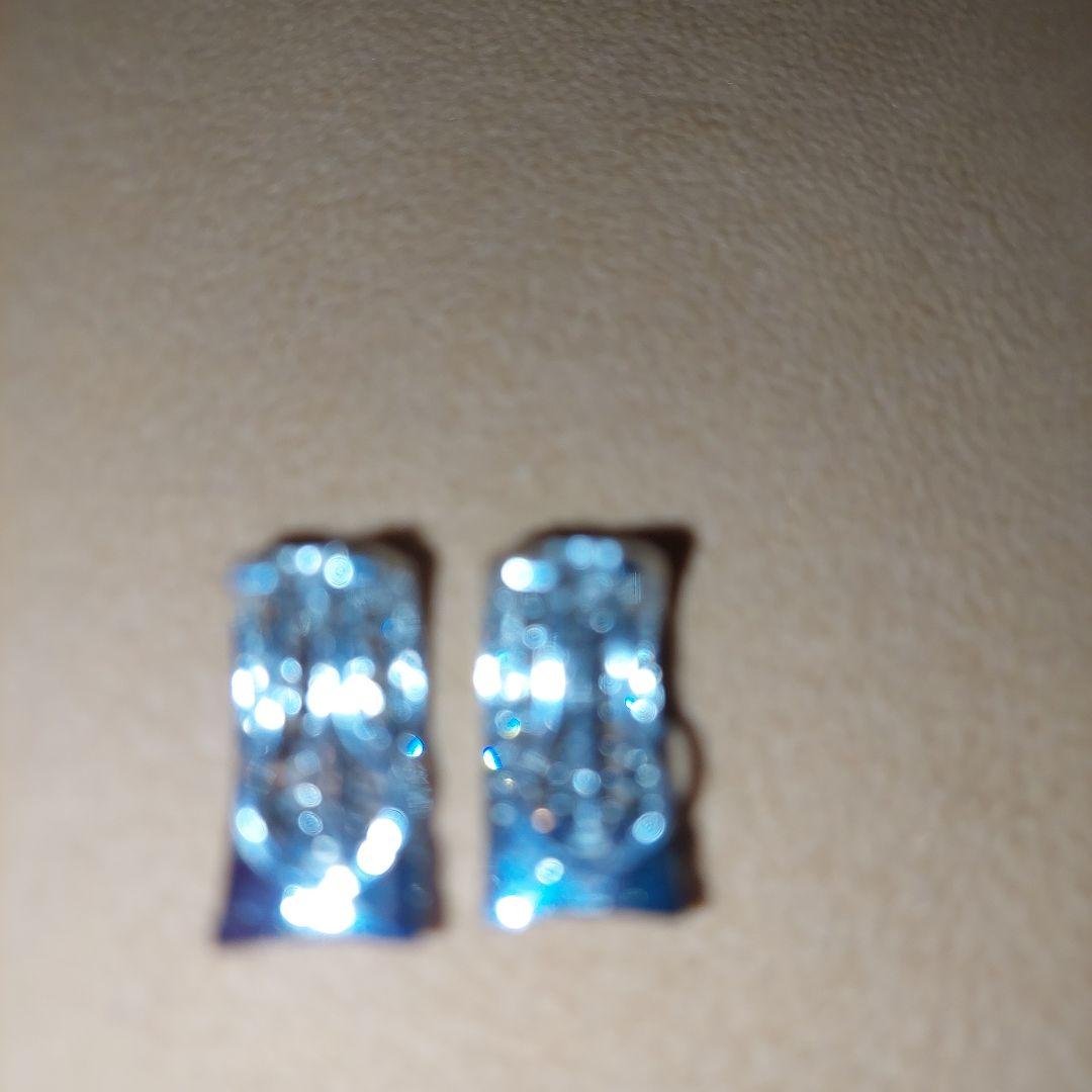 お値下げ依頼品足立宝石店k18wgダイヤブローチ0.84&イヤリング0.41