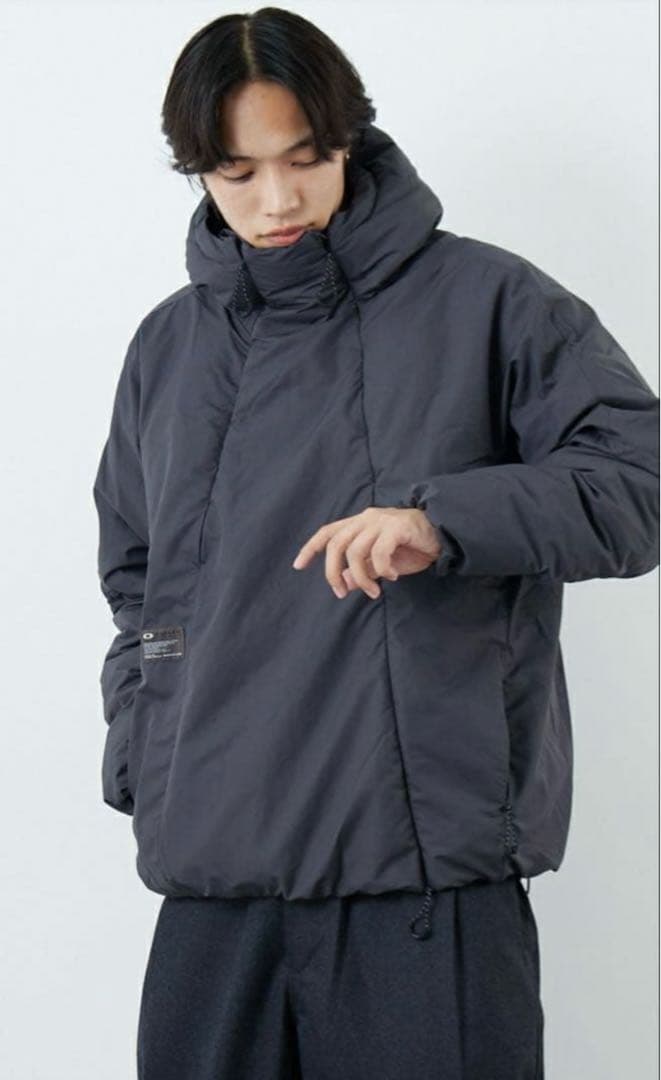 完売品 オークリーインサレーション プルオーバーアウタージャケット