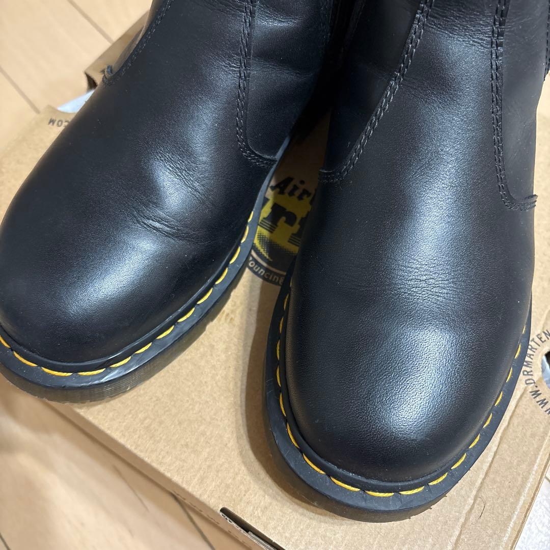 Dr.Martens 2976 チェルシーブーツ ウインターグリップ