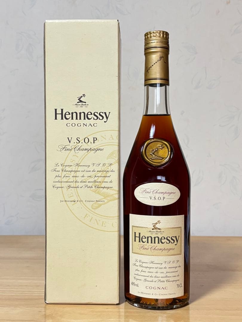 古酒　美品　Hennessy V.S.O.P 700ml クリアボトル　箱あり