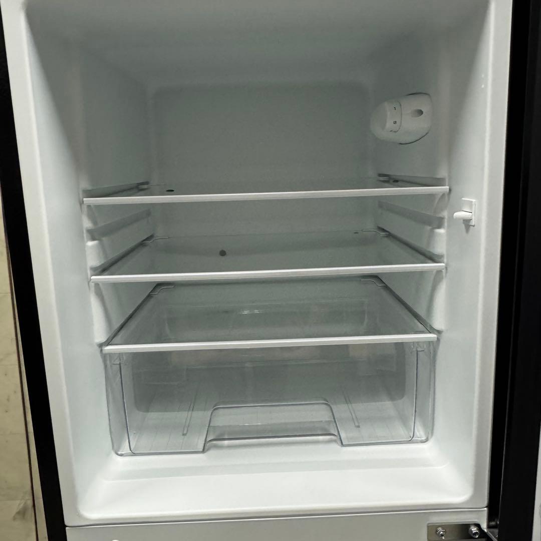 コーギー！美品‼️アイリスオーヤマ 142L 冷蔵庫 23年製