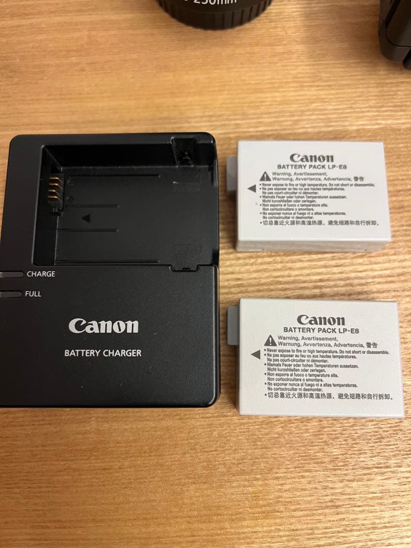 Canon EOS Kiss X6i ダブルズームキット｜18-55mm /