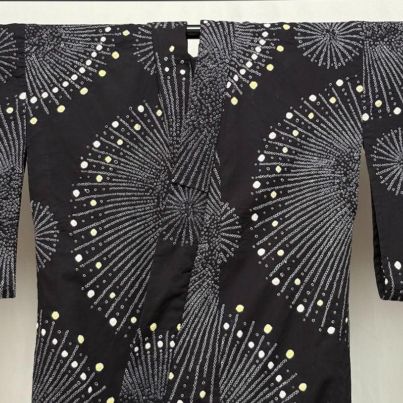 ゆりのはな　絞り浴衣　自由区　総絞り　花火模様　綿　I501　絞り　浴衣