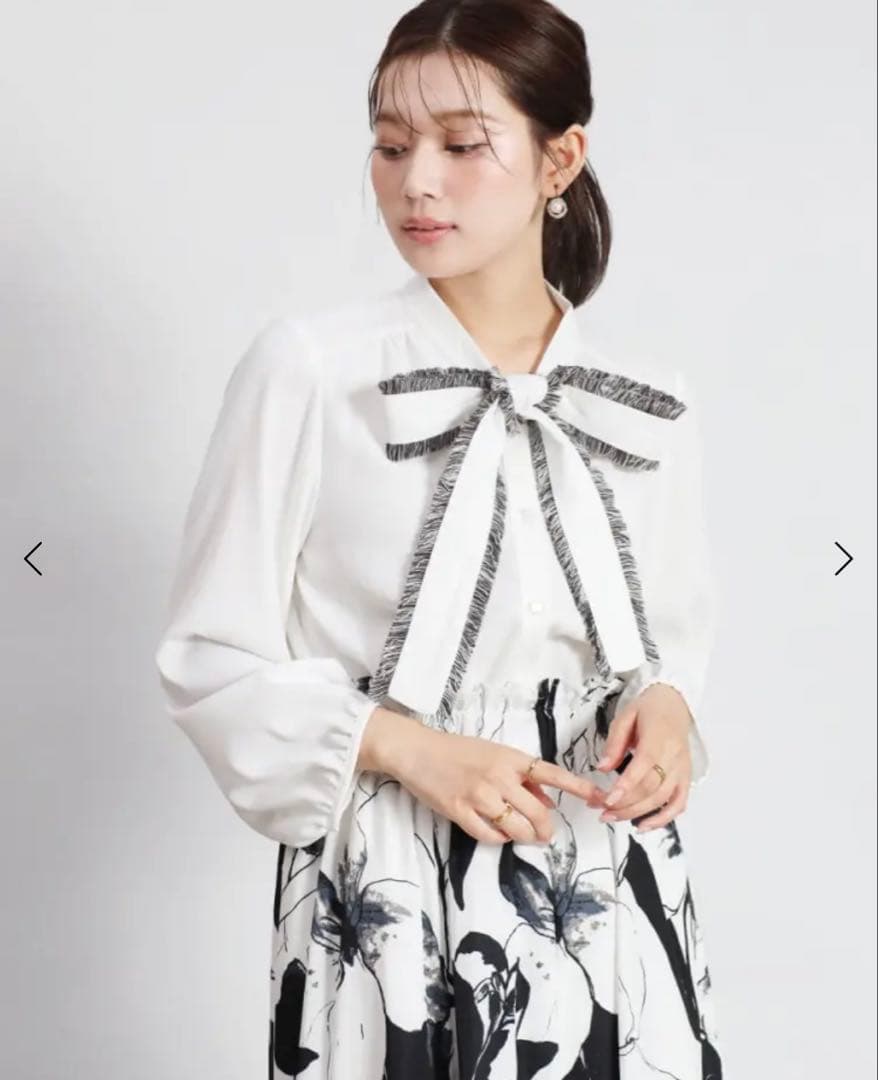 今期【新品タグ付き】YAMADAYA FENNELフリンジリボンブラウス