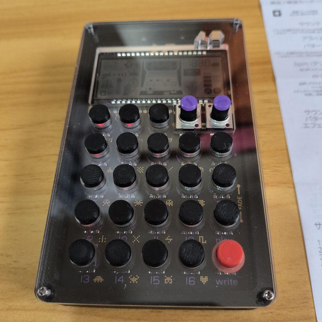 Teenage Engineering PO-20 arcade ケース付き