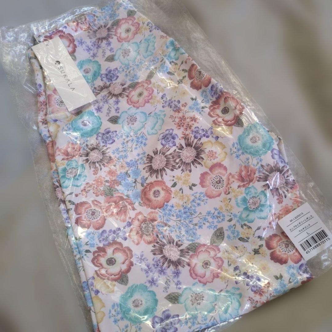 新品☆スカーラ☆エンブロイダリーレギンス　L