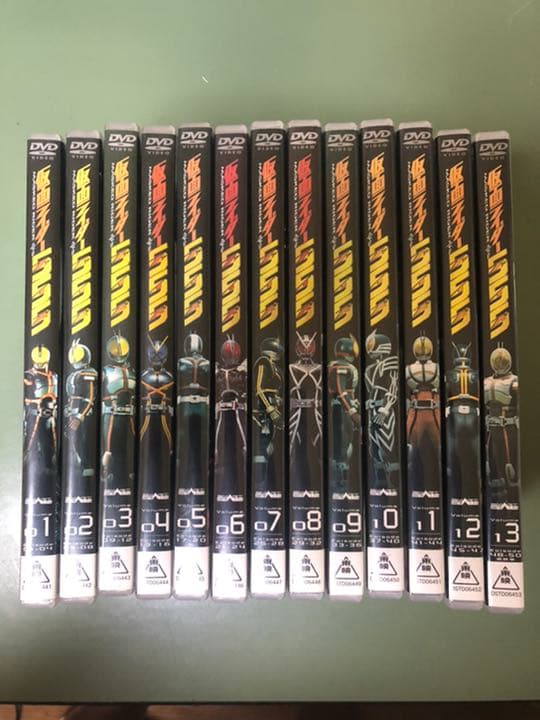 歳末セール対象商品　仮面ライダー555   1〜13巻