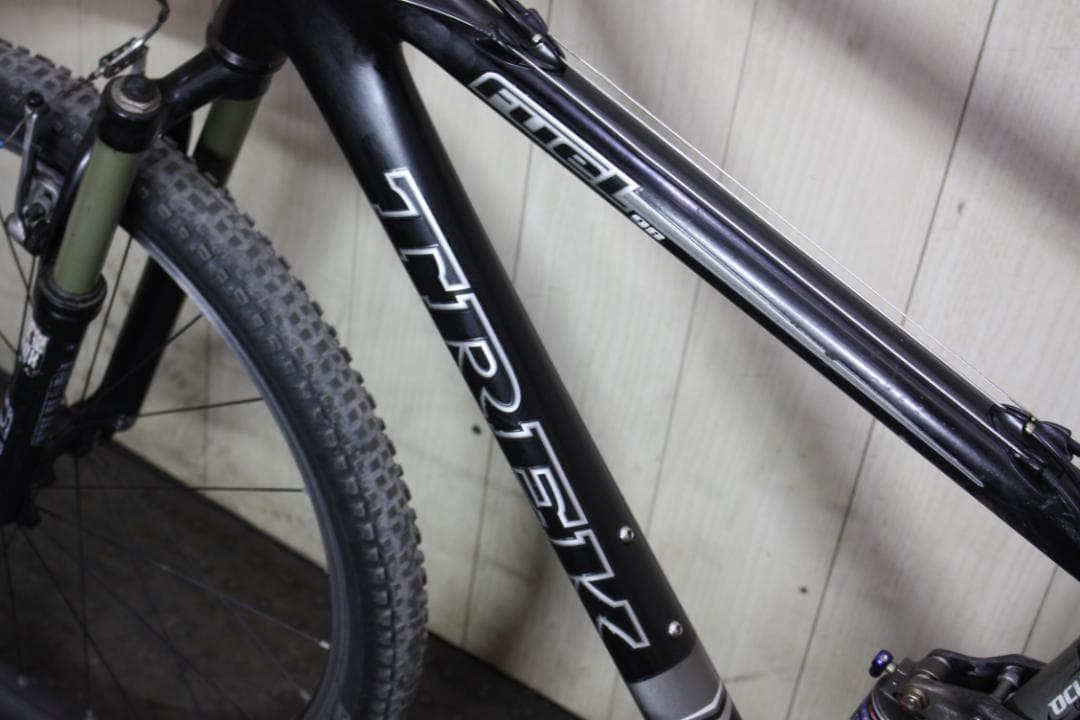 トレックTREK FUEL98 フールカーボン26型27速 440mm MTB
