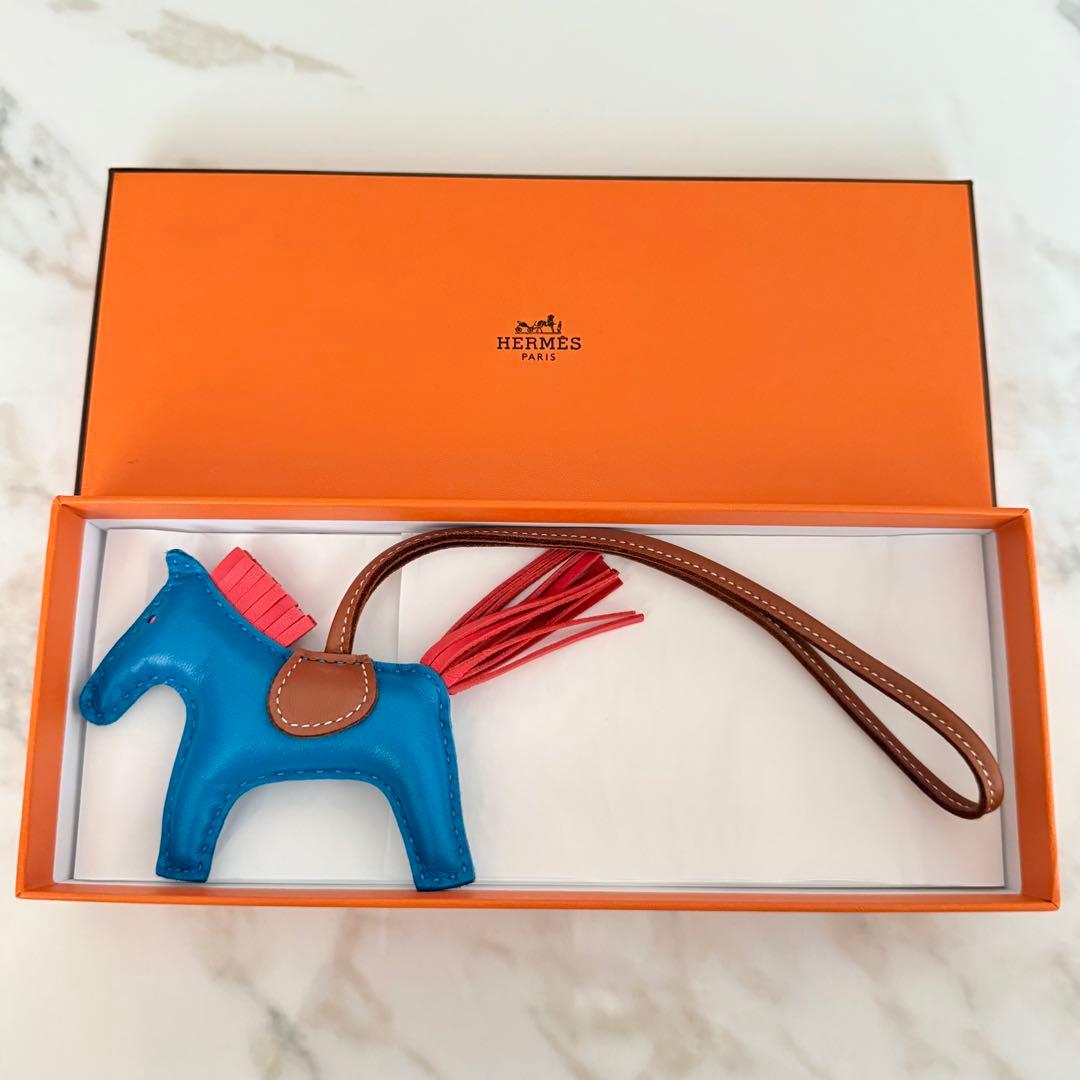 HERMES ロデオチャームpm