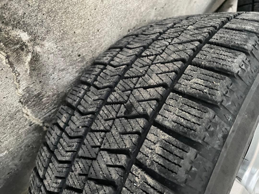 205/50R17 BRIDGESTONE VRX2 スタッドレスタイヤ　4本