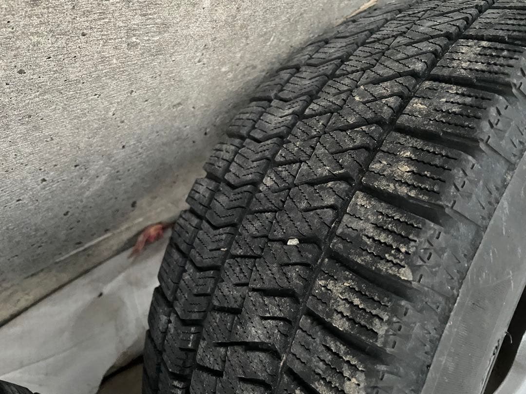 205/50R17 BRIDGESTONE VRX2 スタッドレスタイヤ　4本