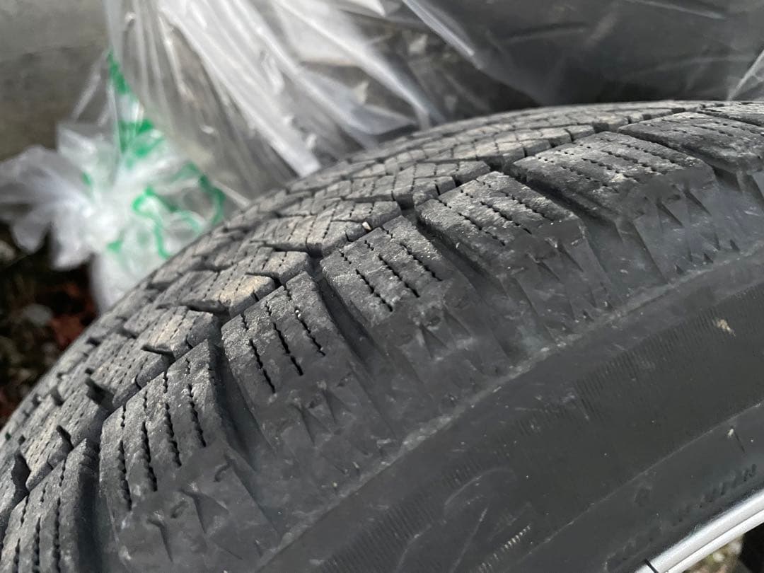 205/50R17 BRIDGESTONE VRX2 スタッドレスタイヤ　4本