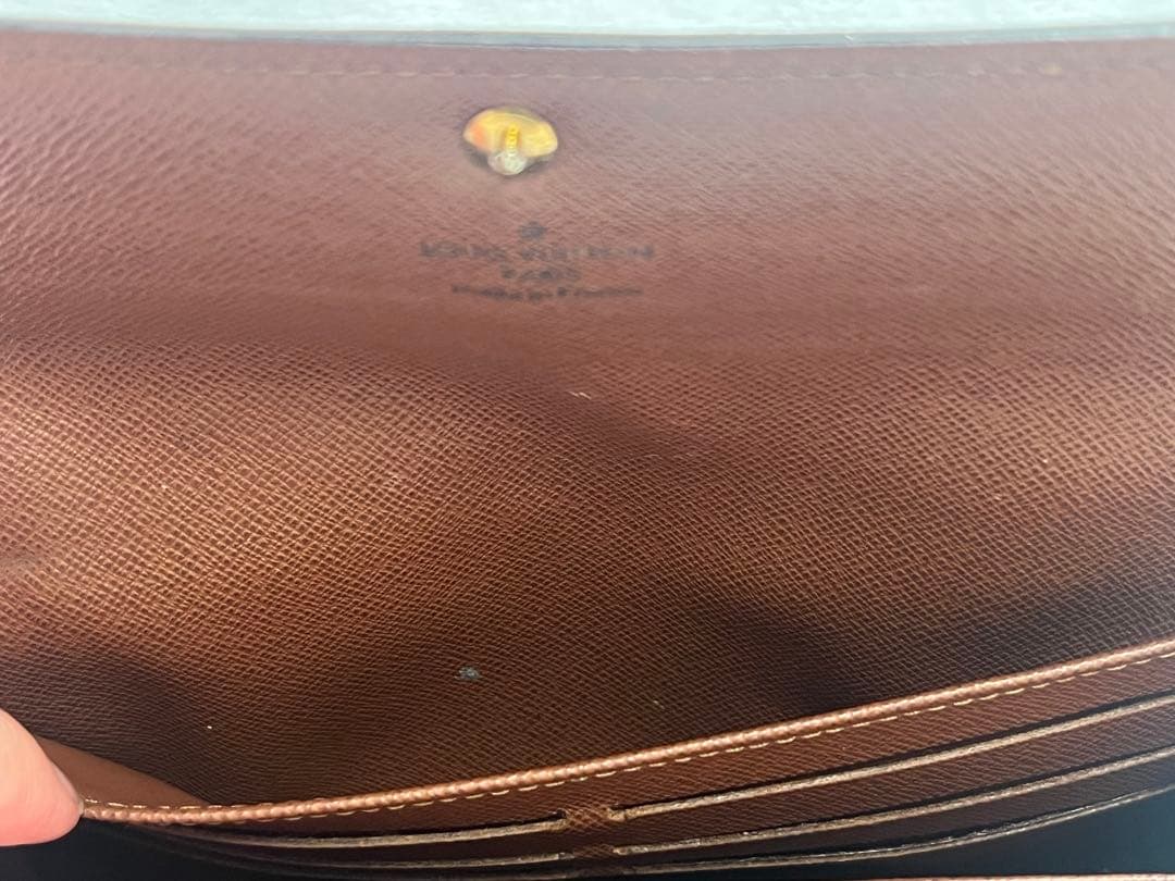 Louis Vuitton モノグラム 長財布　収納袋&箱付き