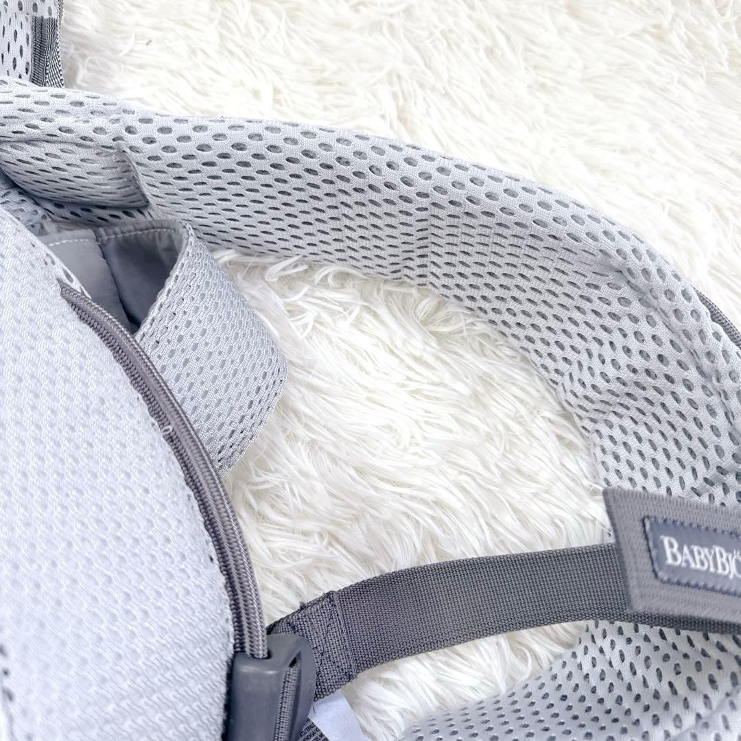 【極美品】ベビービョルン ONEKAI Air ワンカイエアー 抱っこ紐