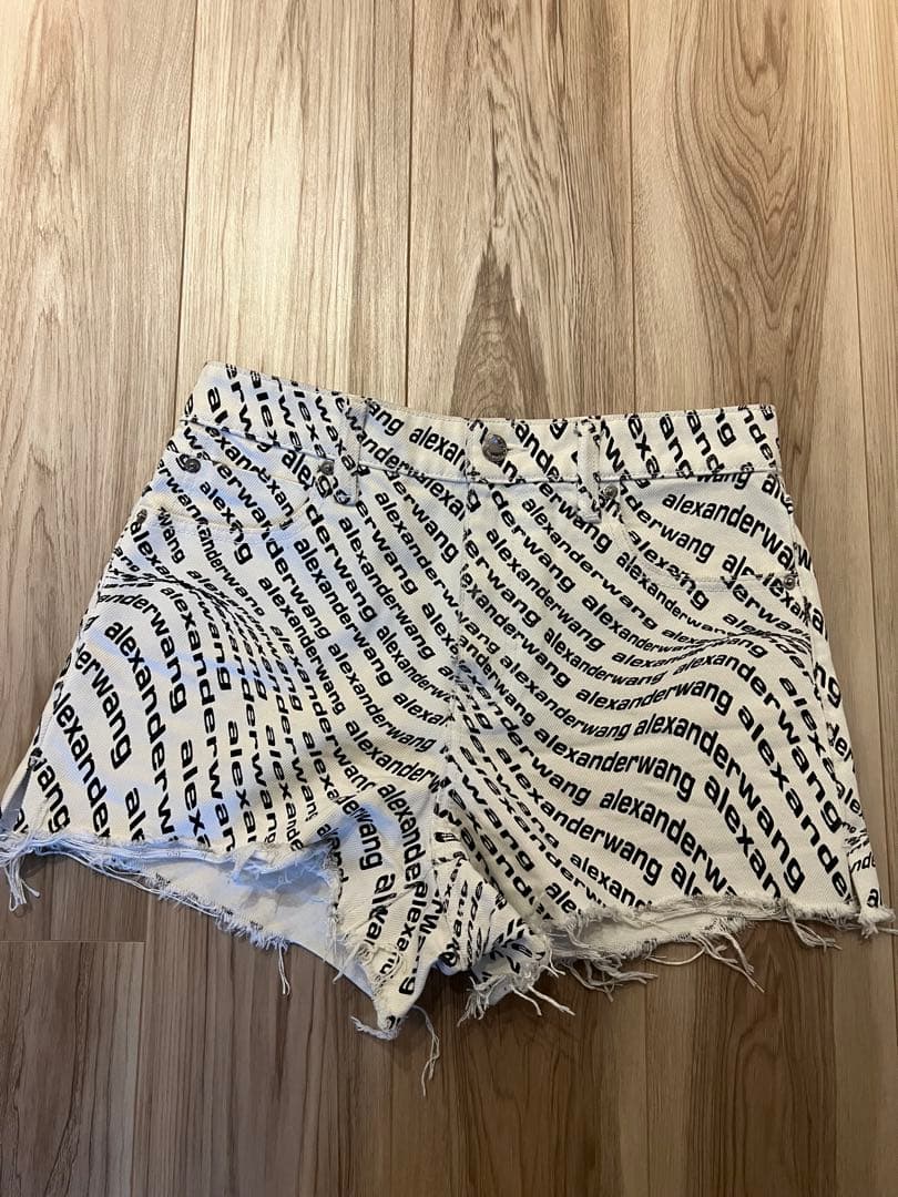 alexander wang ロゴショートパンツ