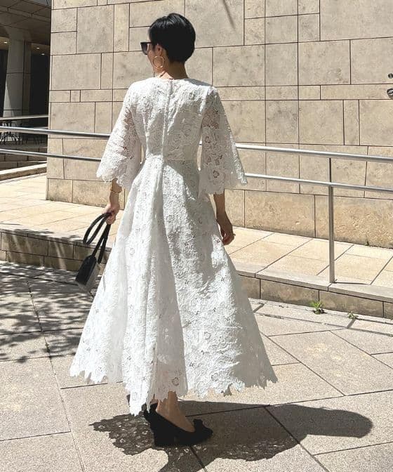 美品◆ジェンヌ　総レース8分フレア袖ワンピース　S　　ホワイト