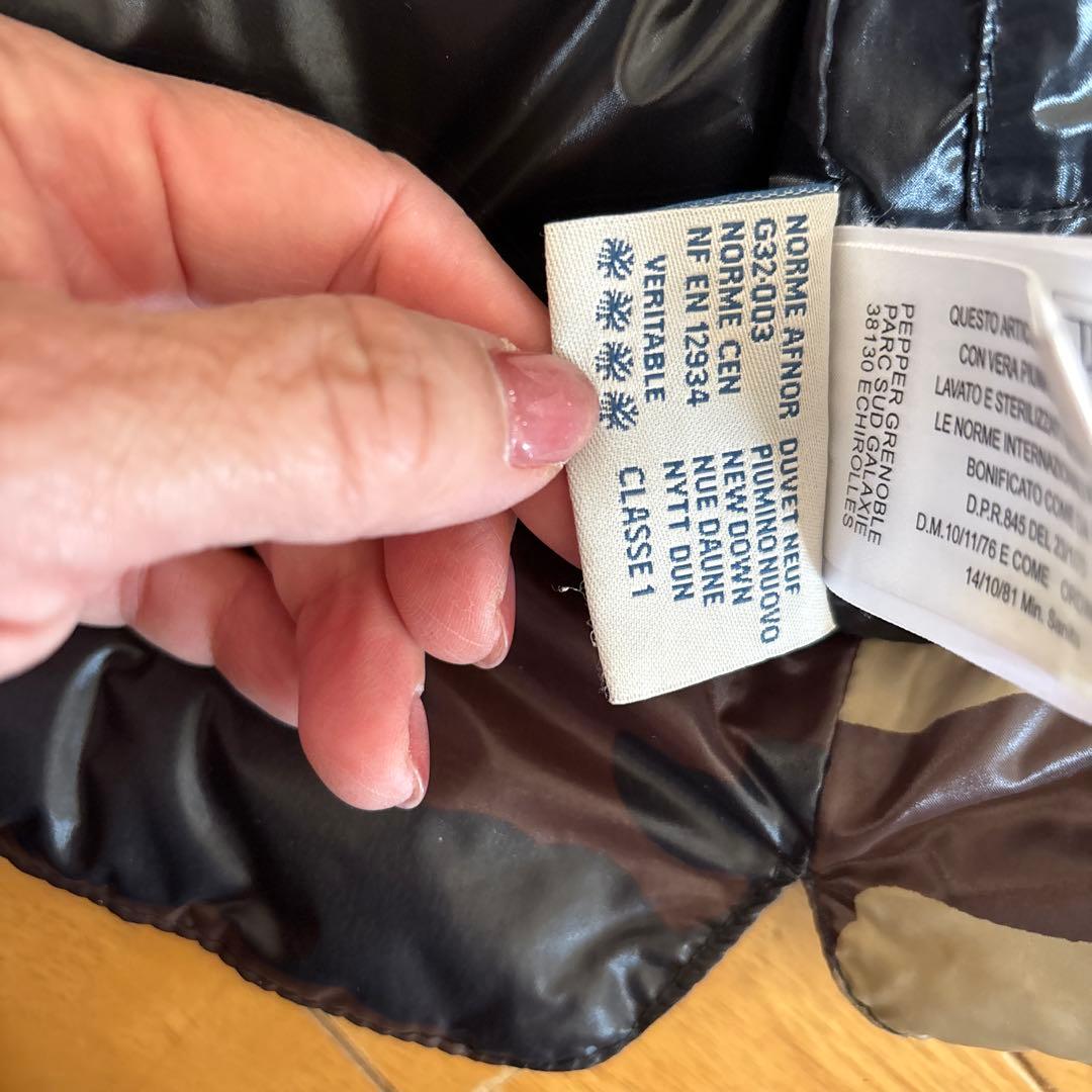 MONCLER カモフラージュ ダウンベスト