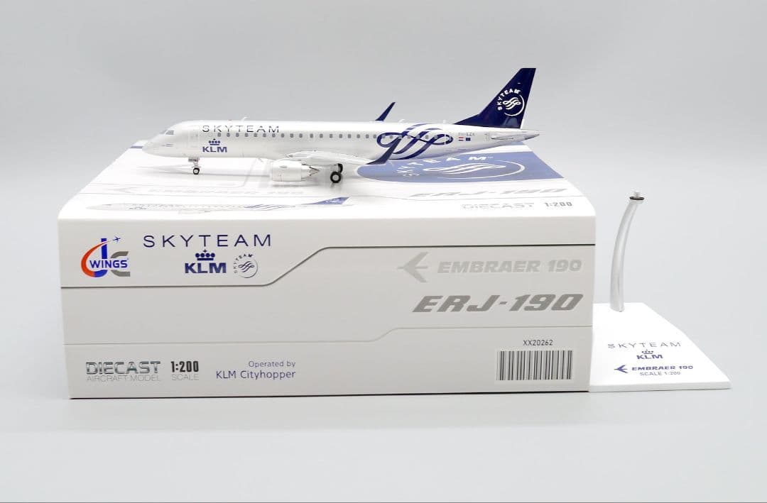 KLMオランダ航空 ERJ-190 PH-EZX 1/200