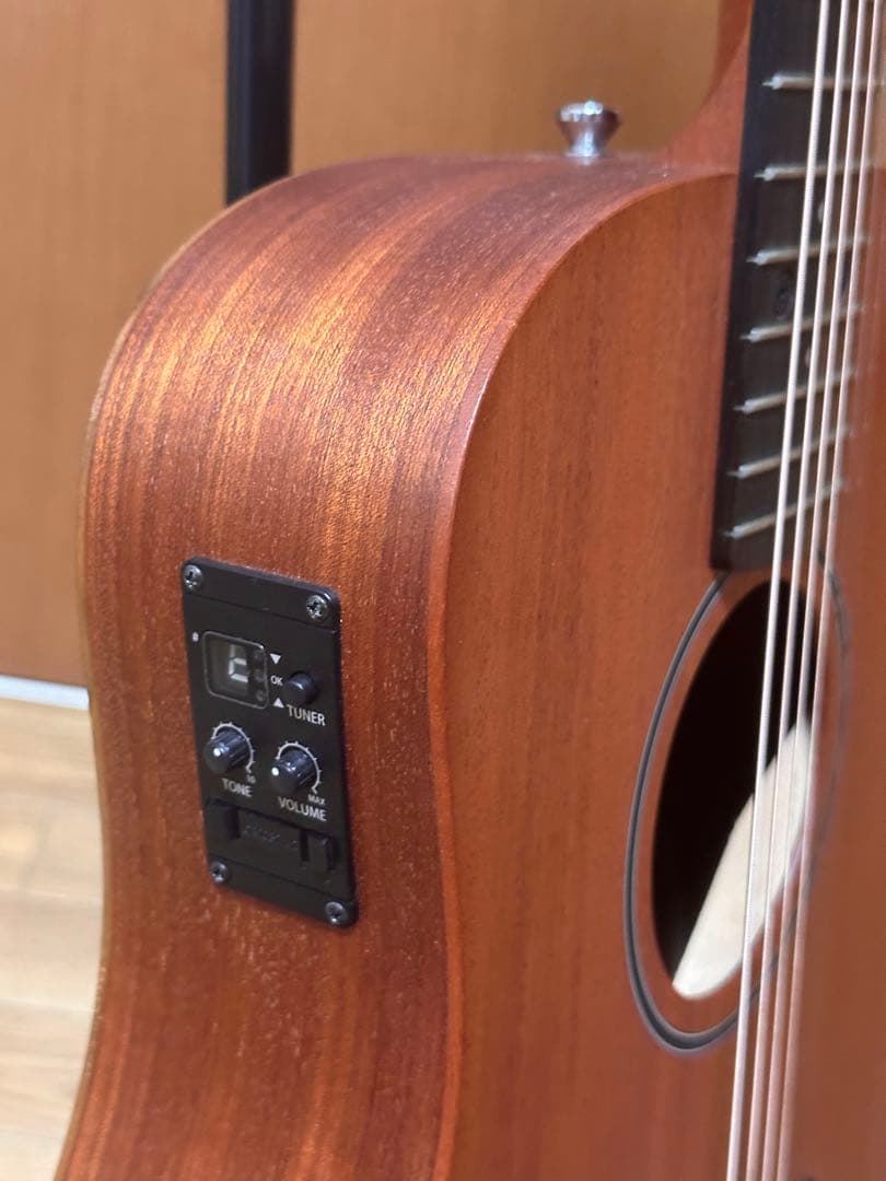 ギター Taylor Baby Taylor Mahogany BT2e