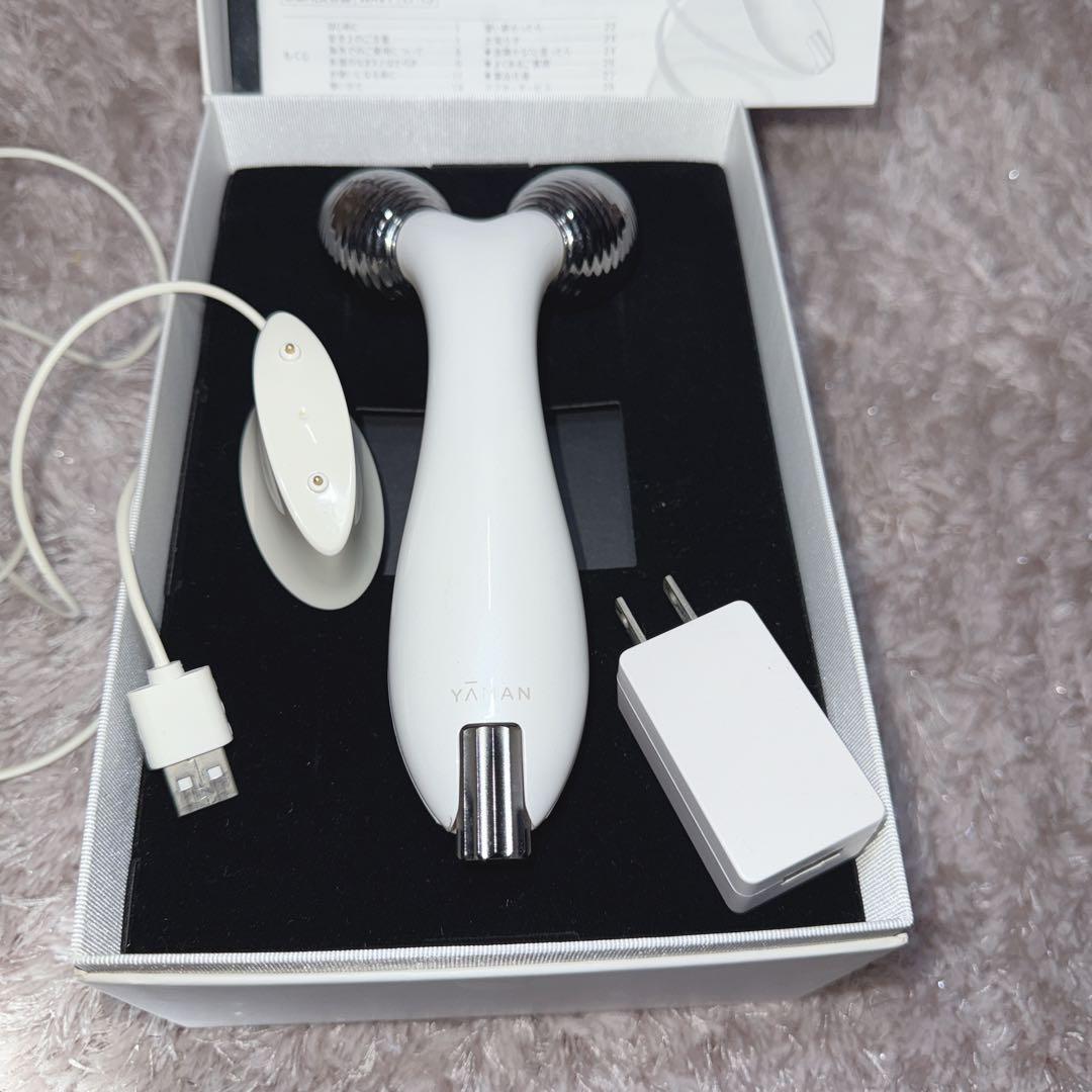 ヤーマン WAVY EMS搭載 美顔ローラー 箱ありEP-15W