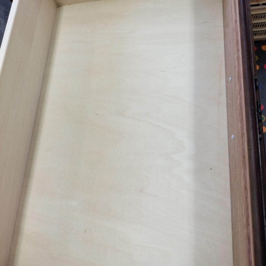 カリモク コロニアル サイドチェスト ４段収納