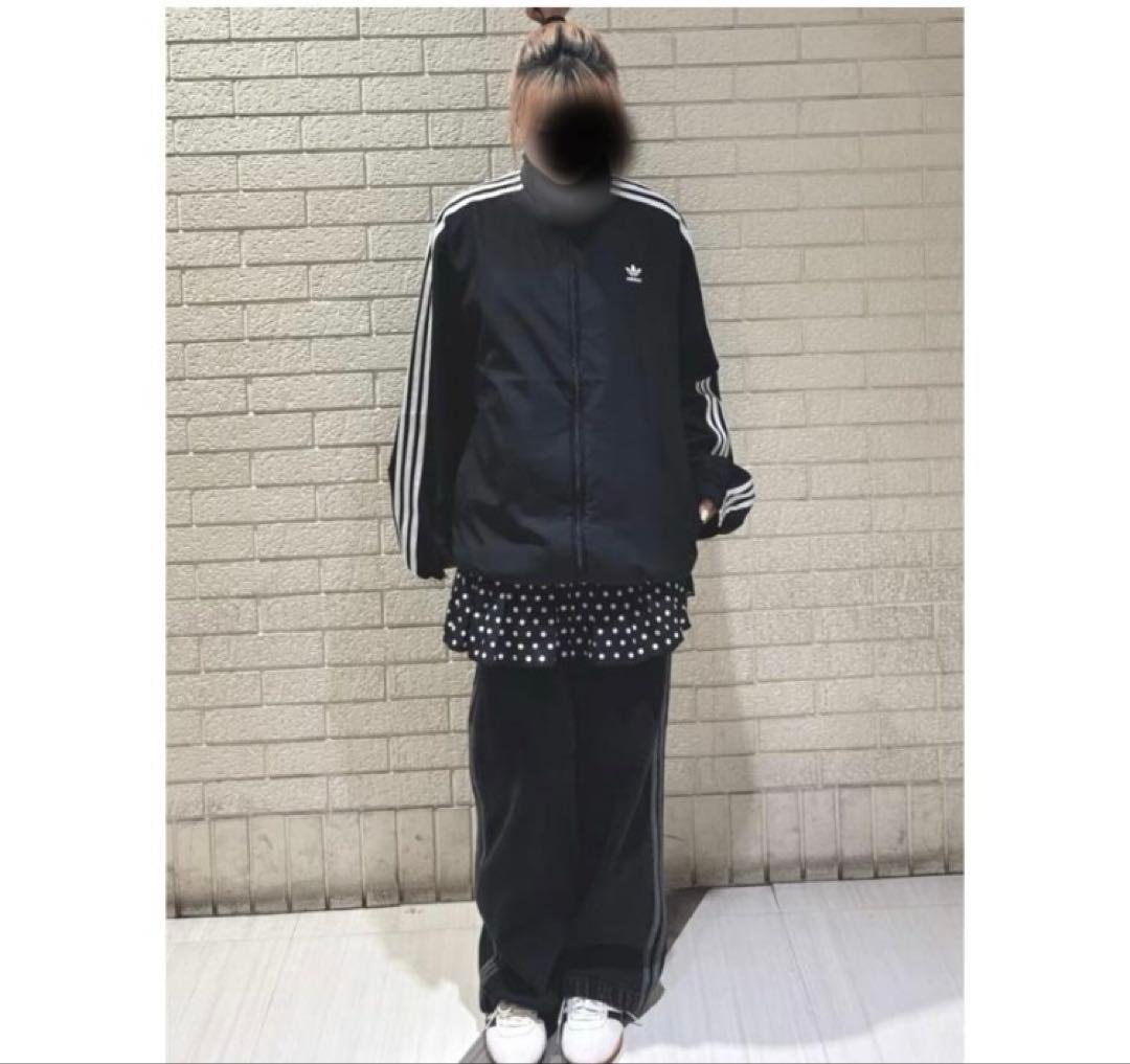 adidas ファイヤーバードオーバーサイズドトラックトップ