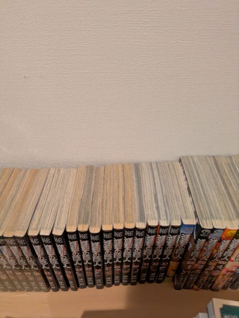 進撃の巨人 34巻　全巻＋関連本49冊　計83冊