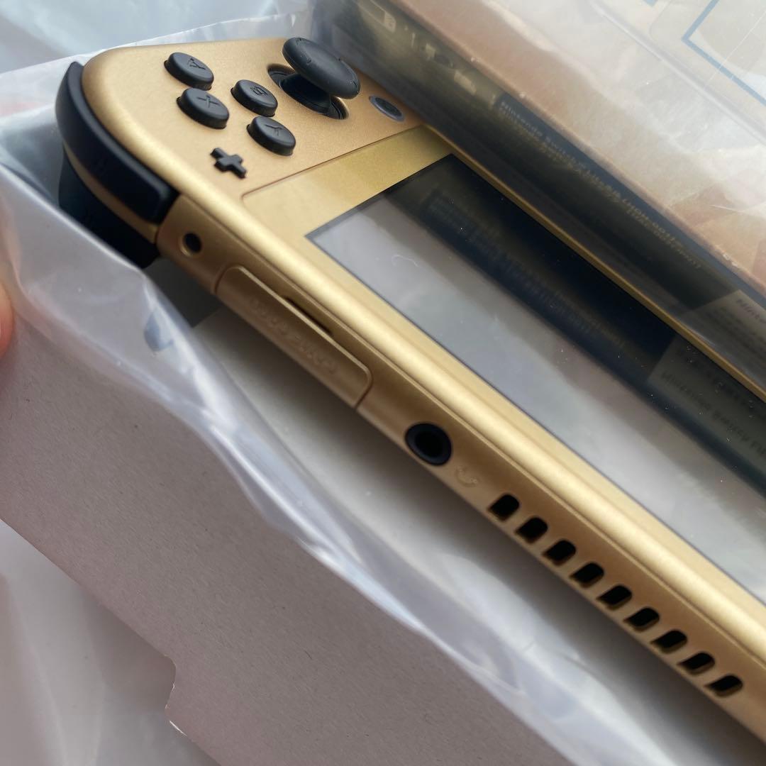 ニンテンドースイッチライト　ハイラルエディション　ゼルダ