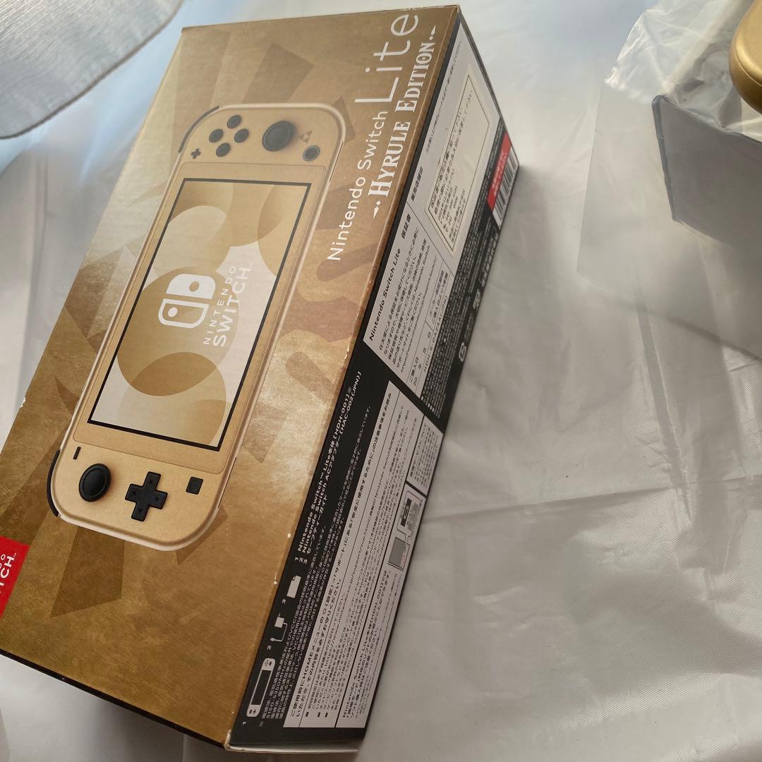 ニンテンドースイッチライト　ハイラルエディション　ゼルダ