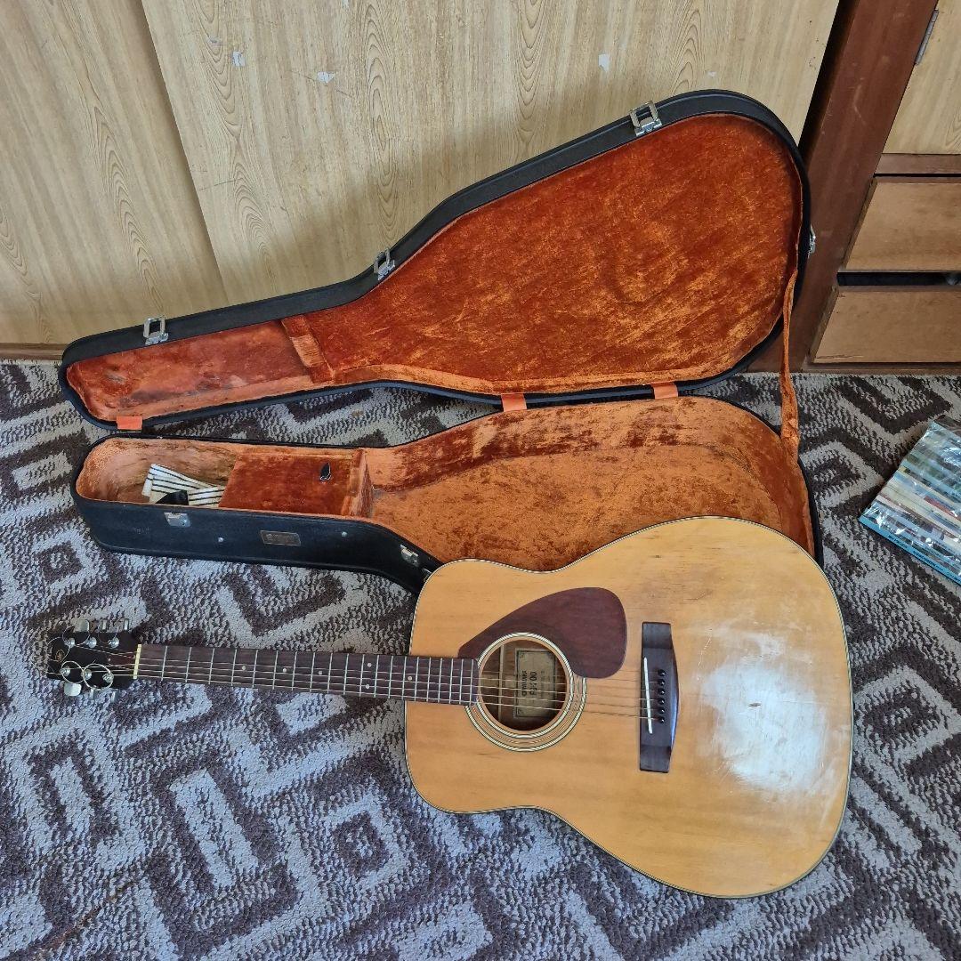 YAMAHA FG-200 アコースティックギター ハードケース付き