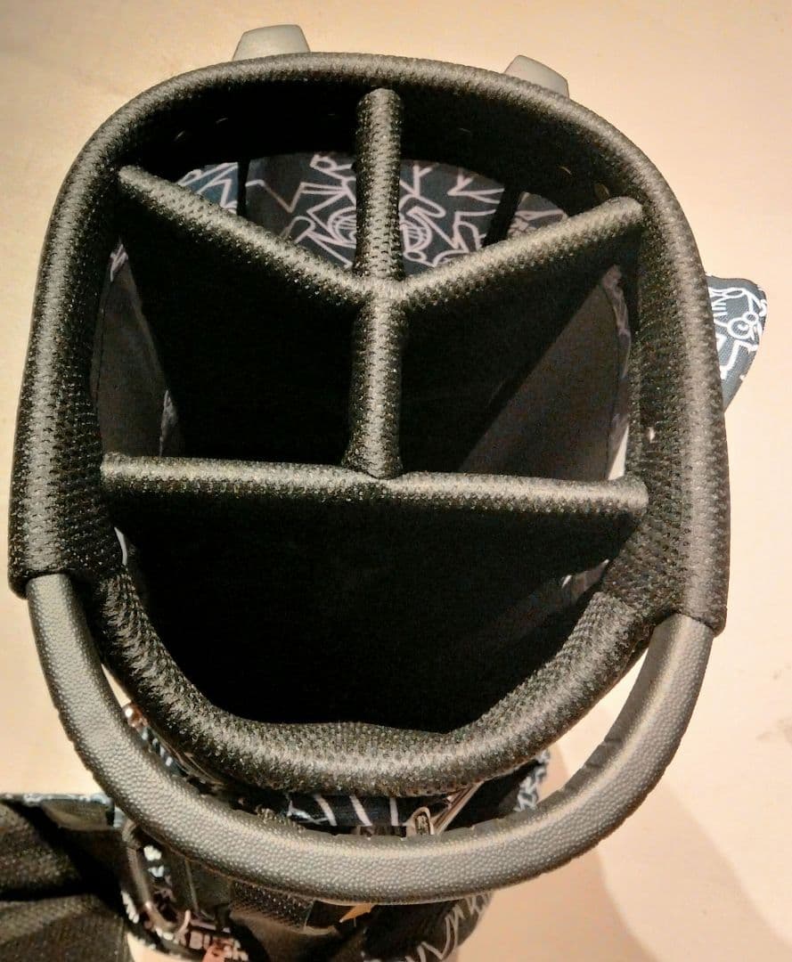 JACK BUNNY ドラえもん総柄 ゴルフバッグ【日本正規品　新品未使用品】