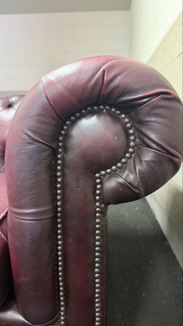 ディスティンクティブ チェスターフィールド エセックス 3シーター ソファ