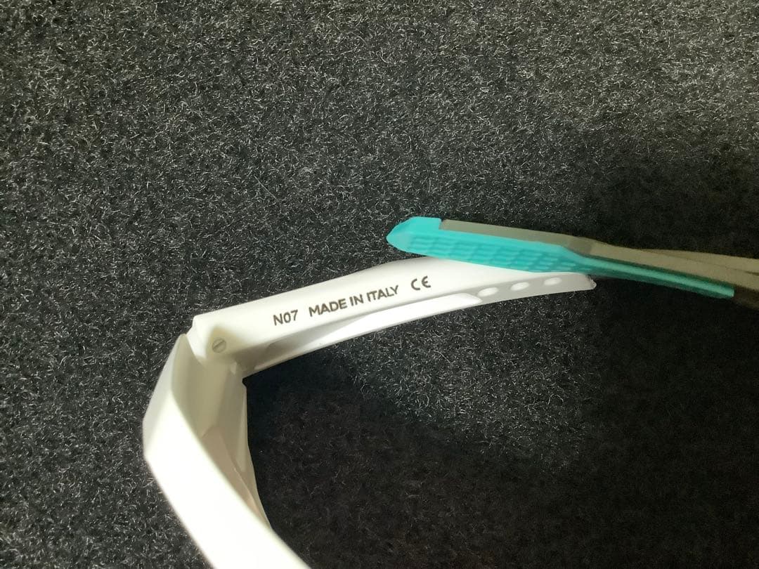 100% Speedtrap BORA限定カラー サングラス