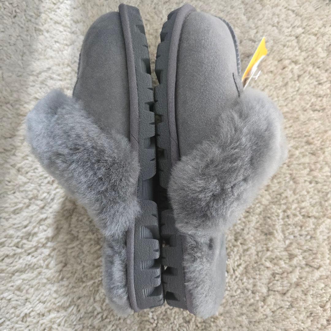 新品未使用●UGG コケット　スリッポン　オーストリアUGG