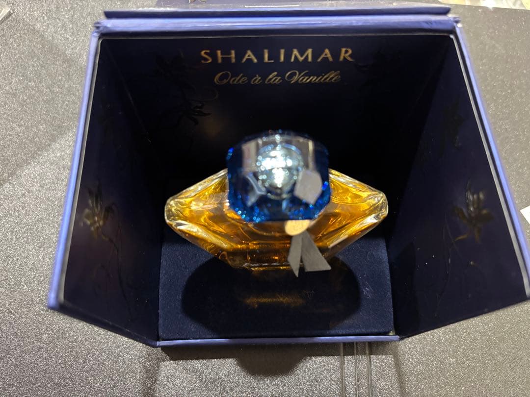 2*5様 ゲラン シャリマー オードゥ ア ラ ヴァニーユ オーデ パルファン