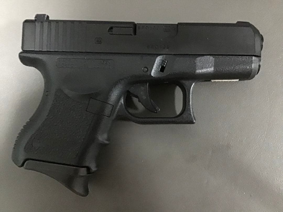 GLOCK 26 ガスガン ブラック マガジン2本付