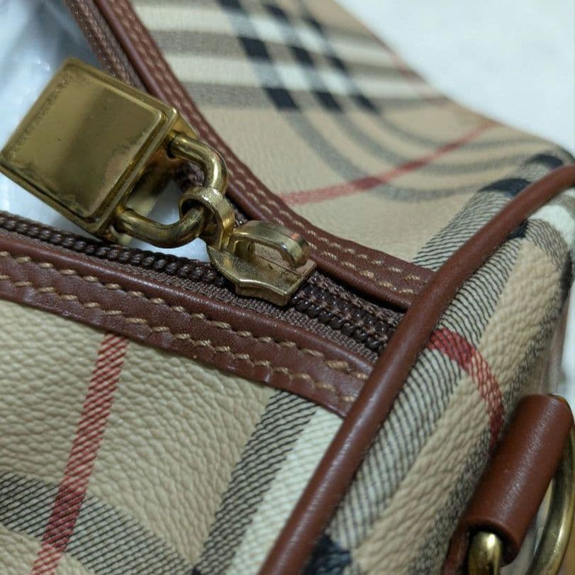 BURBERRY　ボストンバッグ　大容量　ノバチェック　男女兼用