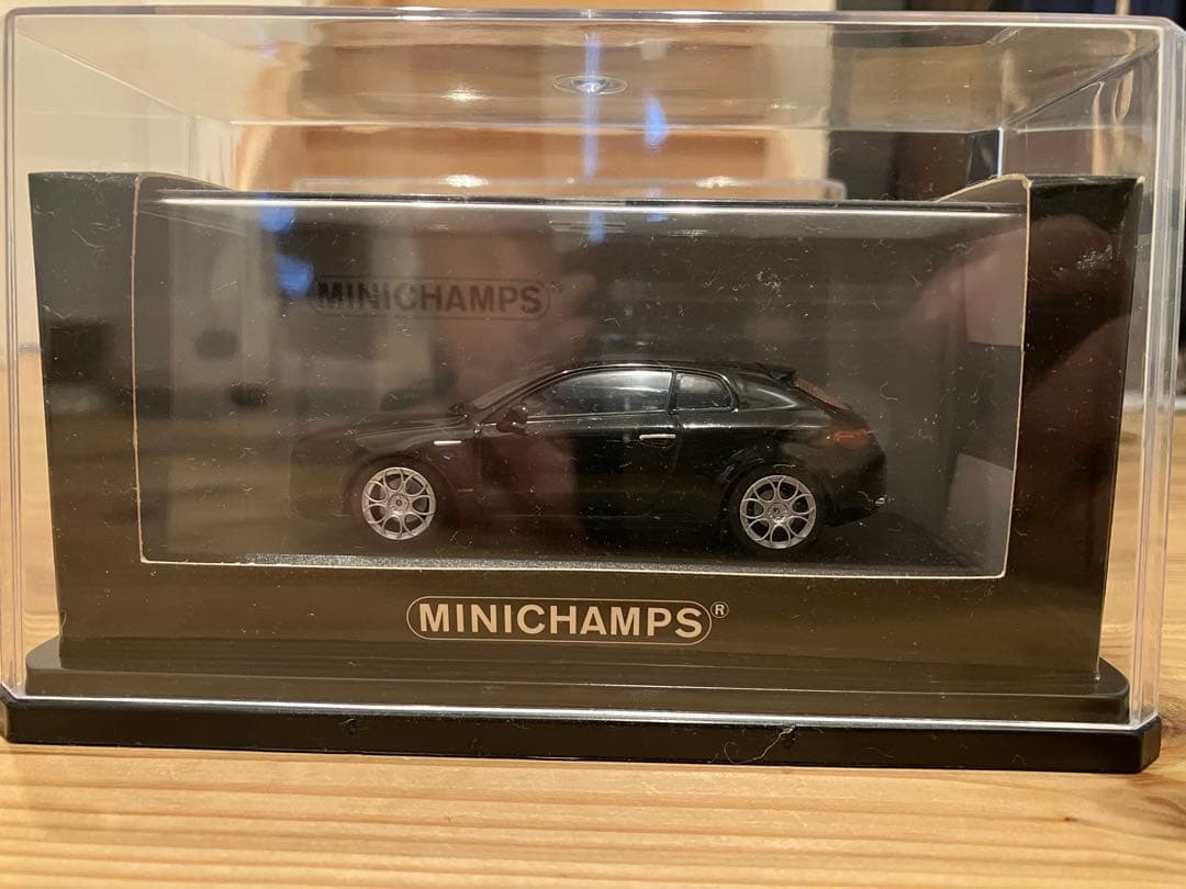 ミニチャンプアルファブレラ1/43 3台セット