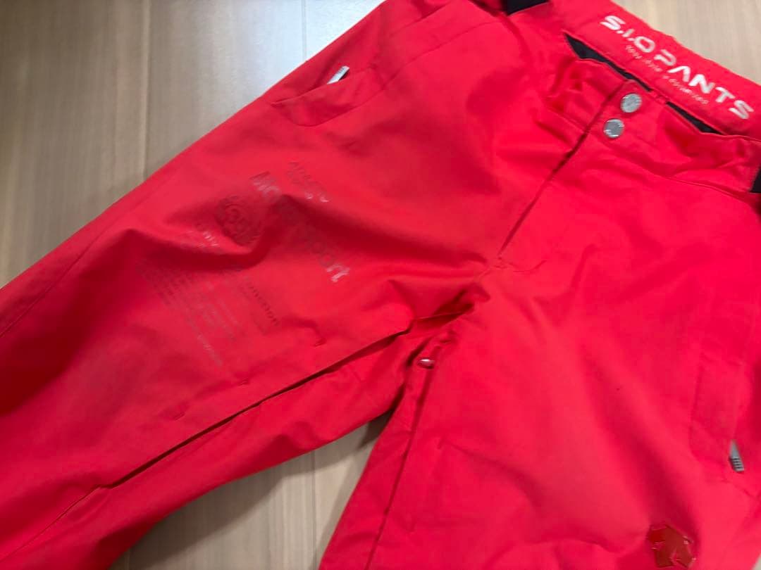 ★お洒落★デサント　ムーブスポーツ　スキーウエア 上下セット　SAJ デモ技術選