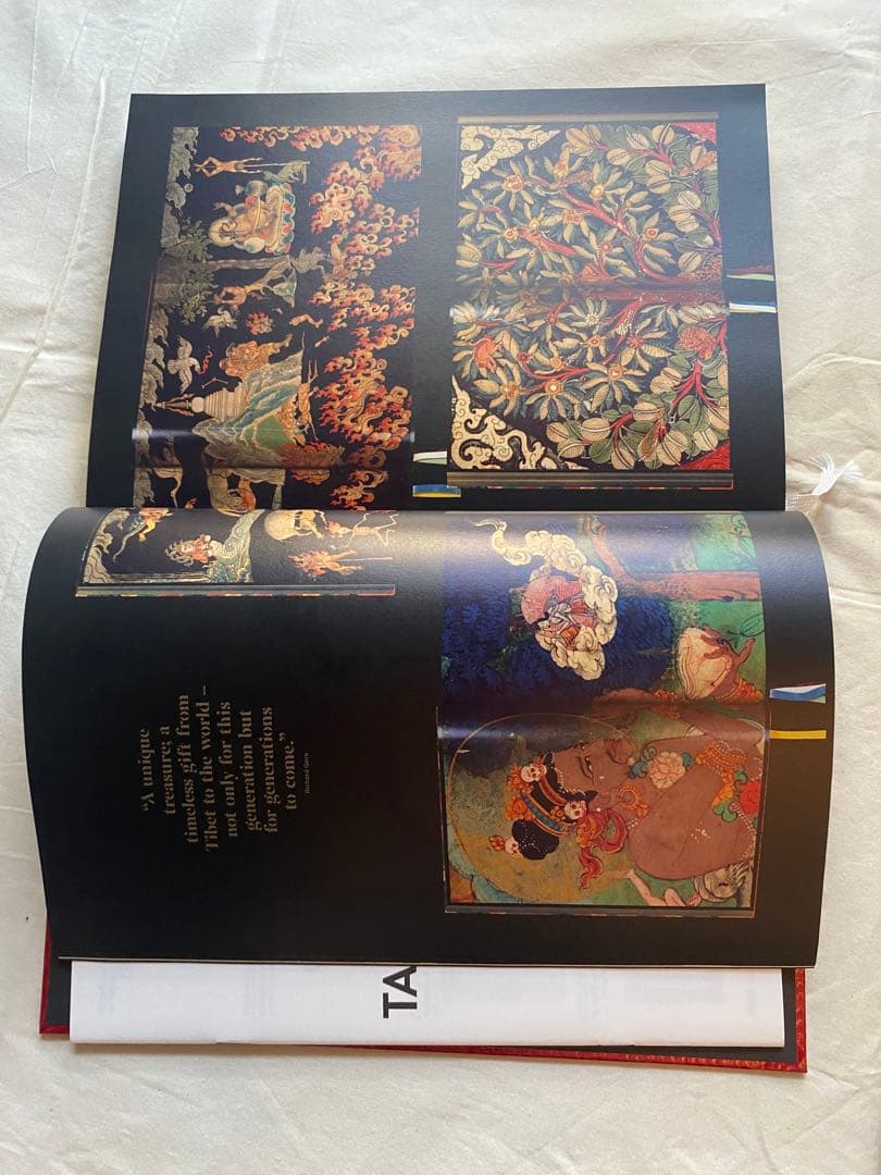 TASCHEN 限定エディション 2018/19 赤