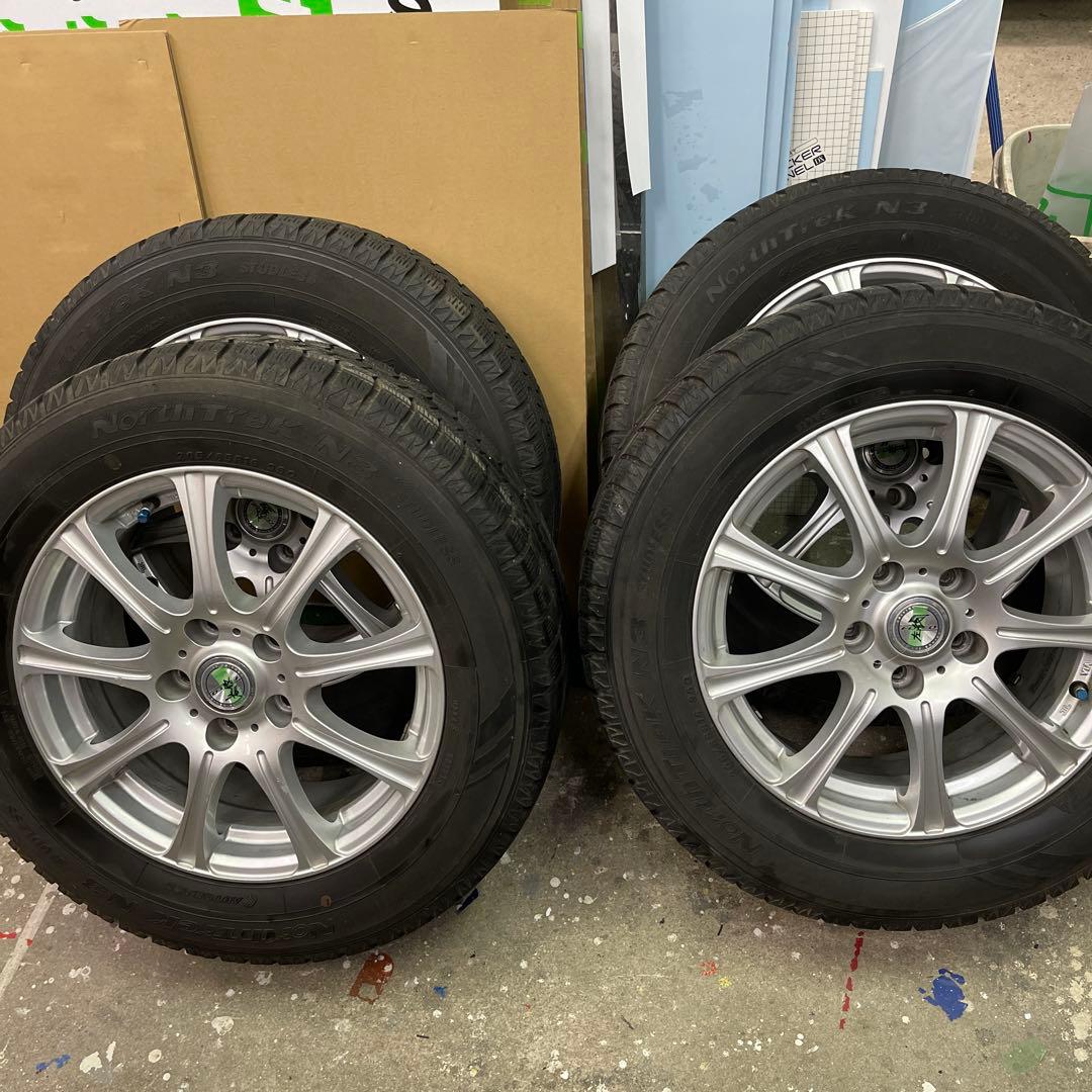 Nokian iTrek N3 16インチ タイヤホイールセット　スタッドレス
