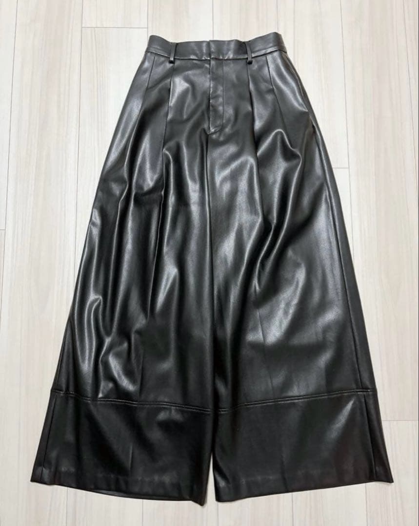 c*o様 andrea&co ファードッキングZIPニット ＋フレイアイディーレ