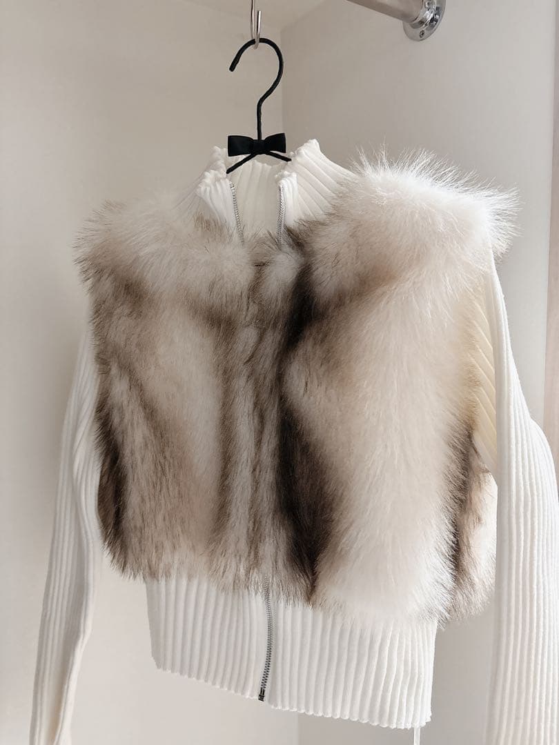 c*o様 andrea&co ファードッキングZIPニット ＋フレイアイディーレ