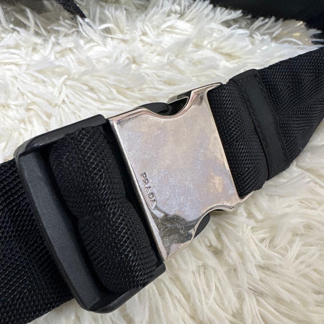 2/17〜20 出張の為、受取評価不可ナイロン　三角プレート