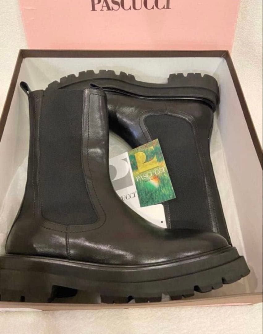 定価39,600円PASCUCCI 別注チェルシーブーツ36ブラックベイクルーズ