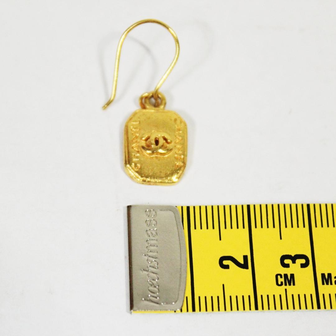 美品 シャネル ピアス ココマーク 片耳 フック型 ゴールド CHANEL