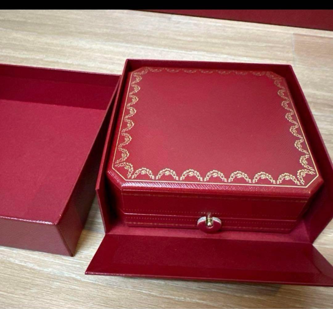 新品 カルティエ 超美品ネックレス空箱セット